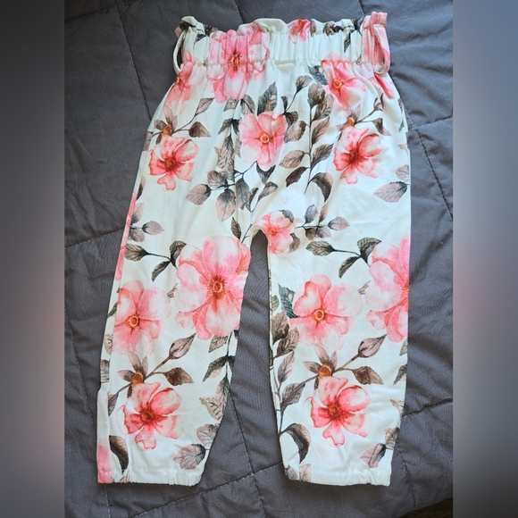 Bundle Of 4 Sets Baby Girl Size 12months. Carters, Shein, Fuyimei, Arch. - Picture 5 of 8